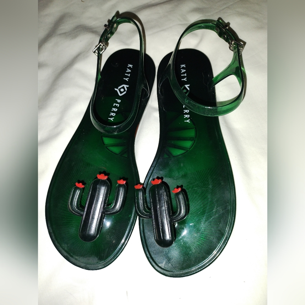 Katy Perry, Green Cactus Jelly Thong Sandals, size 9/39